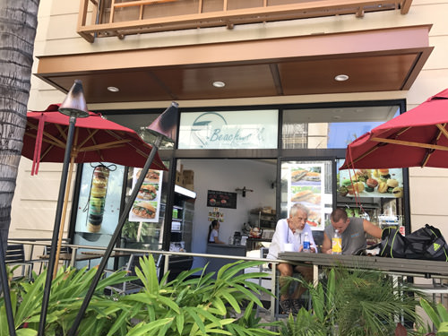 ビーチウォーク カフェ