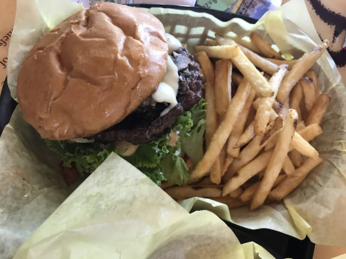 マハロハバーガー