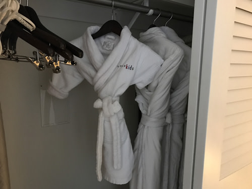 トランプ インターナショナル ワイキキ ビーチ ウォーク