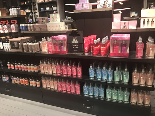 インターナショナル マーケットプレイス