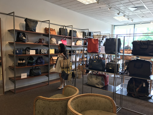 ワイケレプレミアムアウトレット