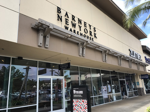 ワイケレプレミアムアウトレット