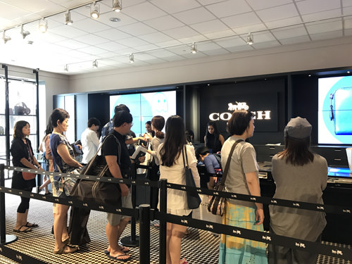 ワイケレプレミアムアウトレット