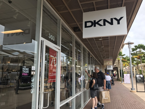 ワイケレプレミアムアウトレット