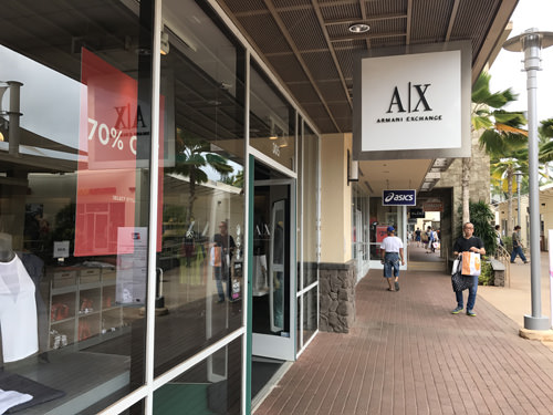 ワイケレプレミアムアウトレット