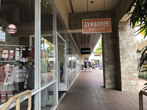 ワイケレプレミアムアウトレット