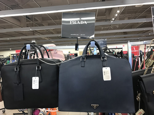 ワイケレプレミアムアウトレット