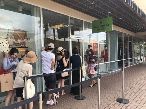 ワイケレプレミアムアウトレット