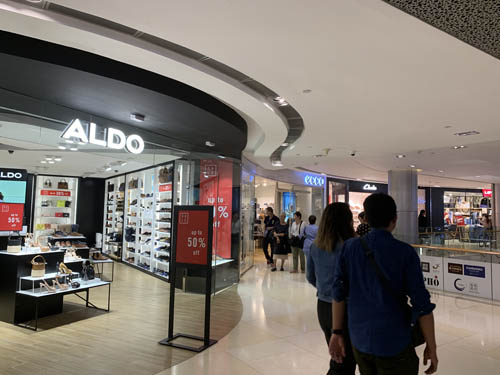 アイオン オーチャード シンガポール