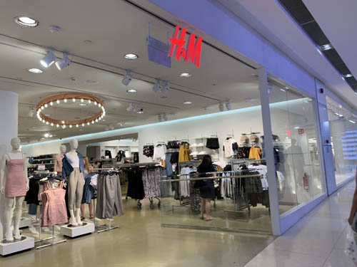 アイオン オーチャード シンガポール