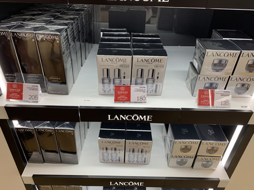 T ギャラリア シンガポール by DFS