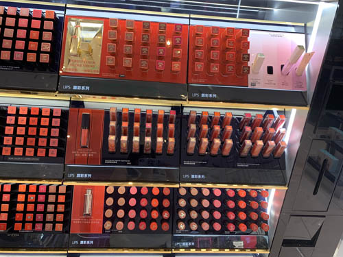 T ギャラリア シンガポール by DFS