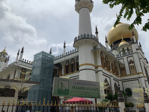 サルタン モスク